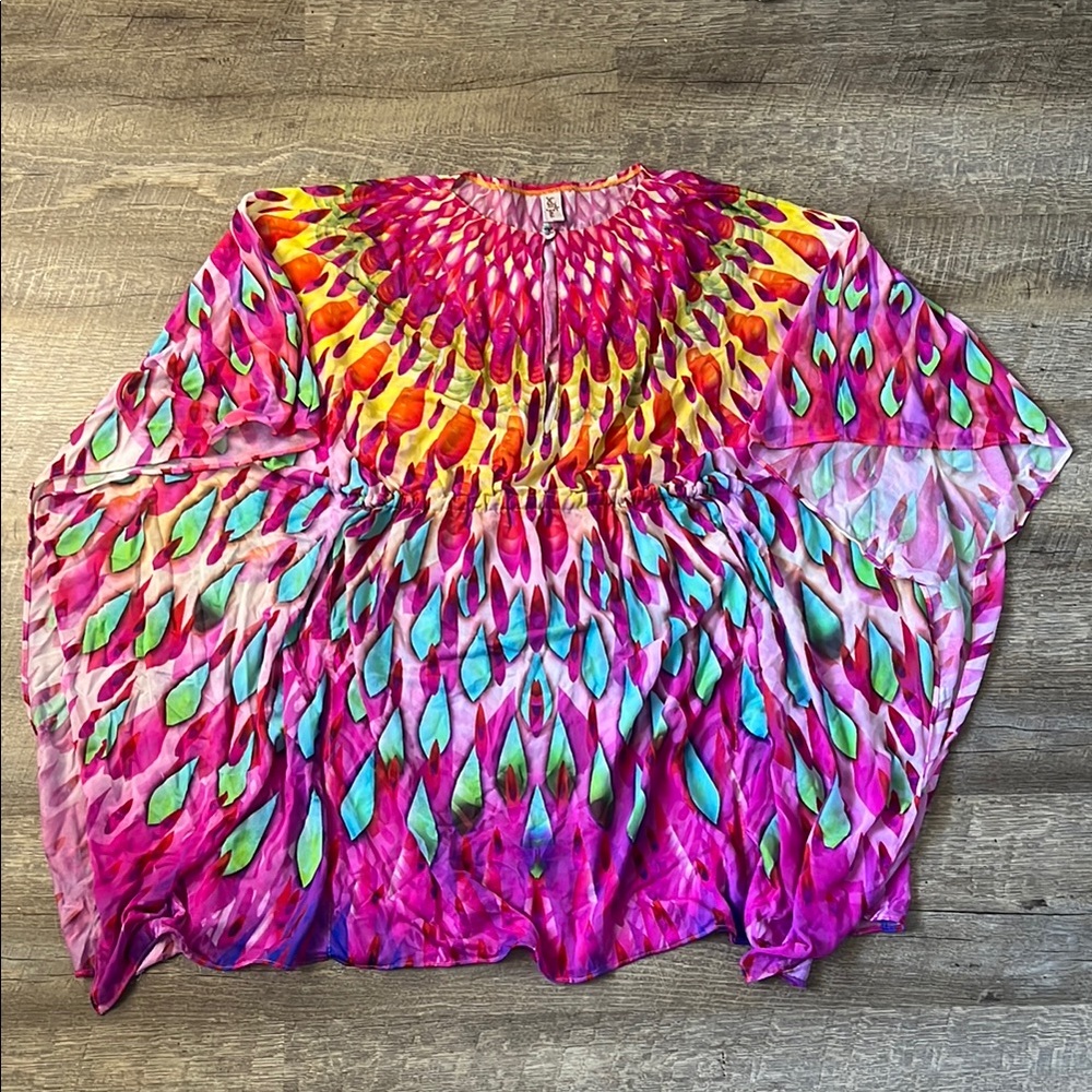 LULI FAMA BAJO UN MISMO SOL Swim Cover Up One Size